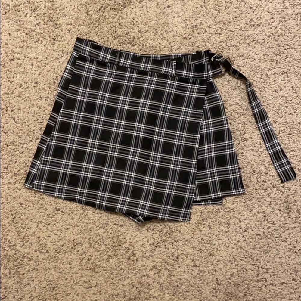 Mini wrap-skort
